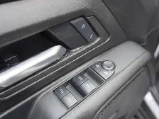 2025 Chevrolet Silverado EV IMMACULATE- - EXCELLENT HISTORY - - - Photo 22