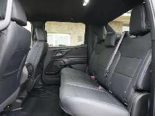 2025 Chevrolet Silverado EV IMMACULATE- - EXCELLENT HISTORY - - - Photo 36