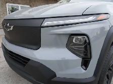 2025 Chevrolet Silverado EV IMMACULATE- - EXCELLENT HISTORY - - - Photo 40
