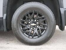 2025 Chevrolet Silverado EV IMMACULATE- - EXCELLENT HISTORY - - - Photo 44