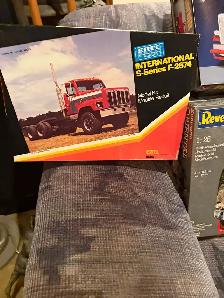 Vintage Truck Plastic Model Kits back to 1970 - Photo 4