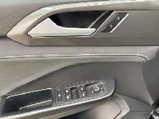 2025 Volkswagen Taos Comfortline Black Edition Comfortline Black - Photo 20