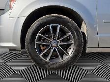 2017 Dodge Grand Caravan | CLEAN CARFAX | ONE-OWNER | BIG SCREEN - Photo 16