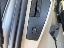 2017 Dodge Grand Caravan | CLEAN CARFAX | ONE-OWNER | BIG SCREEN - Photo 22