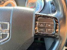 2017 Dodge Grand Caravan | CLEAN CARFAX | ONE-OWNER | BIG SCREEN - Photo 28
