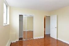 renovated one bedroom - ID 3537 - Photo 2