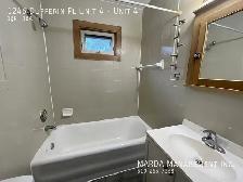 COZY 1 BD, 1 BATH APARTMENT IN CHARACTER BUILDING - Photo 8