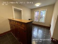 COZY 1 BD, 1 BATH APARTMENT IN CHARACTER BUILDING - Photo 17