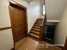 COZY 1 BD, 1 BATH APARTMENT IN CHARACTER BUILDING - Photo 23
