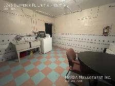COZY 1 BD, 1 BATH APARTMENT IN CHARACTER BUILDING - Photo 25