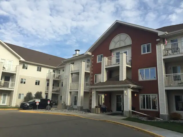 60  ADULT ONLY CONDO in Red Deer! Amazing Amenities!