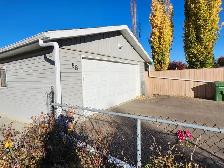 4 Bed, 2.5 Bath House in Morrisroe! - Photo 18