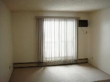 LARGE 2 BEDROOM - 1919 7TH STREET E. (HOLLISTON) - Photo 5