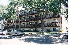 LARGE 2 BEDROOM - 1224 7TH AVE. N. (CITY PARK)