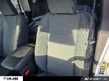 2026 Jeep Gladiator Sport S Sport S 4x4 - Photo 19