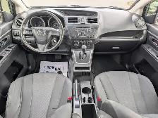 2014 Mazda Mazda5 4dr Wgn | 6-seater! | 40 service records! CE - Photo 7