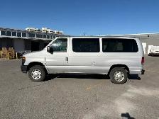 2013 FORD E-SERIES !! 8-PASSENGER !! 8-PASSENGER - Photo 4