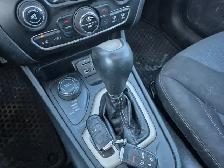 2016 Jeep Cherokee - Photo 19