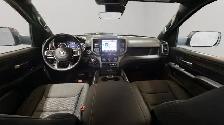 2027 Ram 1500 Express | 8.4 Inch Touchscreen | Apple CarPlay - Photo 17