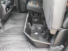 2025 GMC Sierra 1500 AT4 Crew Cab Standard Box 4-Wheel Drive AT4 - Photo 17