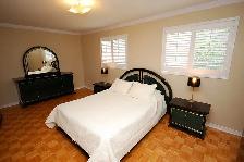 BEAUTIFUL END UNIT TOWNHOUSE -3 Bdrm 4bath Woodbridge - Photo 4