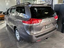 2011 Toyota Sienna LE - Photo 4