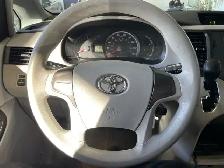 2011 Toyota Sienna LE - Photo 20