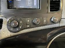 2011 Toyota Sienna LE - Photo 24
