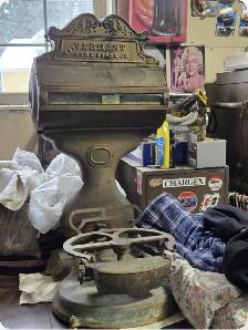 antique scale - Photo 7