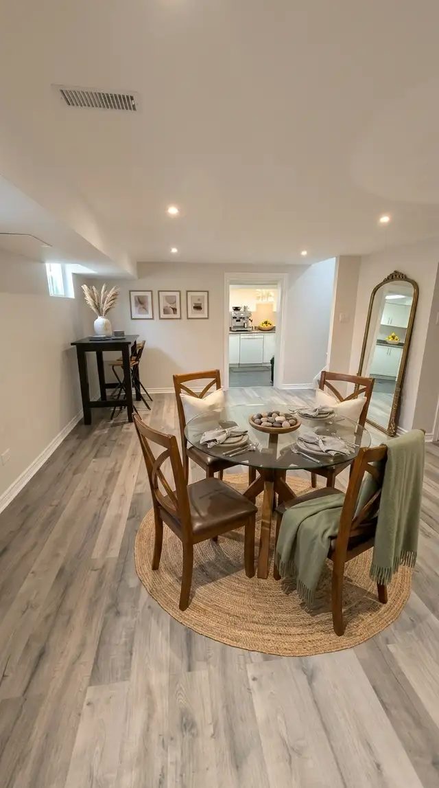 1-Bed Apartment, Utilities Incl, Pool Access, $1890 Scarborough