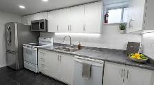 1-Bed Apartment, Utilities Incl, Pool Access, $1890 Scarborough - Photo 2