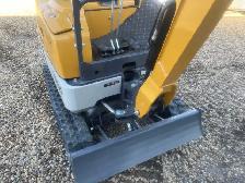 BRAND NEW SDLG 20 MINI EXCAVATOR WITH YANMAR DIESEL - Photo 5