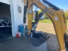 BRAND NEW SDLG 20 MINI EXCAVATOR WITH YANMAR DIESEL - Photo 8