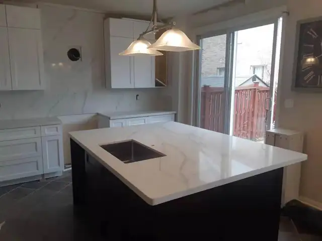 Kitchen Countertops & Vanity!