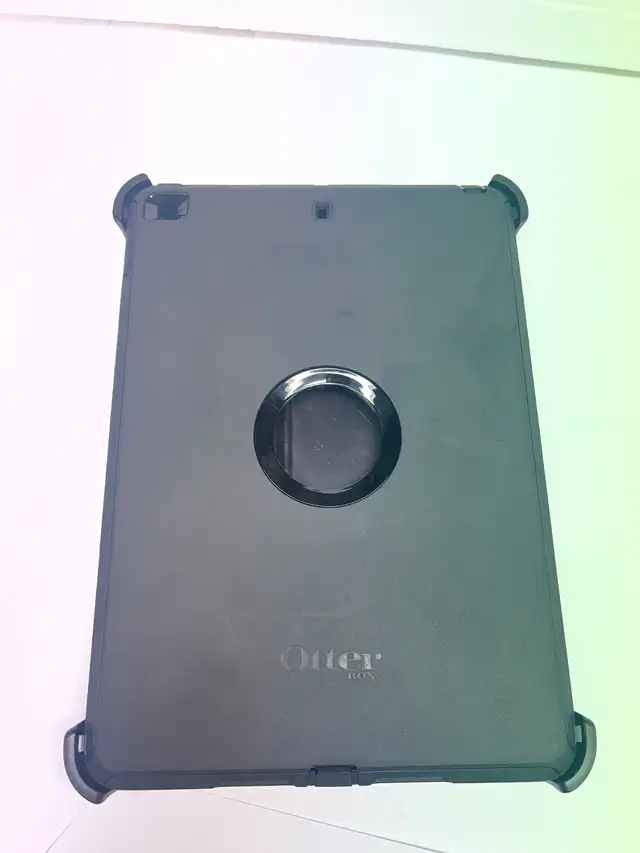 OtterBox Defender Case Apple iPad Air 1st Gen 9.7 Black NIB