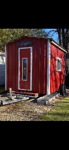8’x10’ ice shack - Photo 2