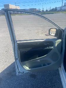DODGE GRAND CARAVAN 2013 ( Stow and go ) - Photo 6