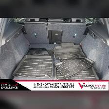 Used 2022 Volvo XC40 T5 R-Design AWD | $29,697   GST - Photo 10