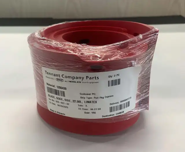 Tennant - Blade, Sqge, Side, 22.50L, Red #1200430