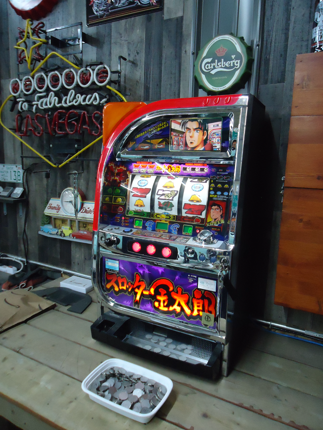 CASINO SLOT MACHINE