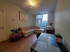 Condo in Vaughan. One bedroom. Amazing location - Photo 7