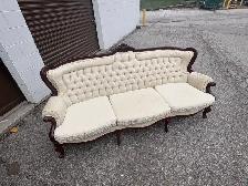Free delivery used Vintage Style Tufted Sofa and Armchair Set - Photo 10