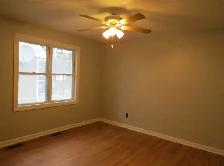 House for rent - Photo 3