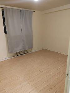 Large 1 bedroom apartment - Kennedy and Eglinton - Photo 4
