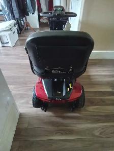 BRAND NEW SCOOTER - Photo 4