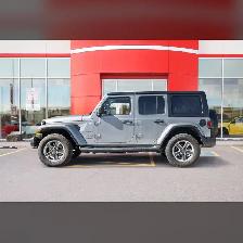 Used 2020 Jeep Wrangler Unlimited Sahara 4x4 | $31,697   GST - Photo 4