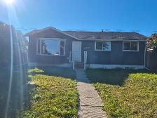 3 Bedroom Main Floor 52 St Se / 8 Ave Se