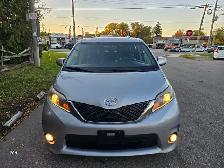 2017 Toyota Sienna SE Sunroof , Leather Heated Seats, Reverse Ca - Photo 3