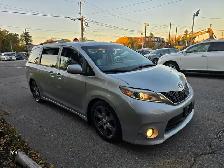 2017 Toyota Sienna SE Sunroof , Leather Heated Seats, Reverse Ca - Photo 4