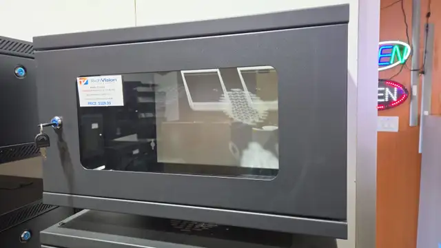 Wall Mount Server Cabinet 6U x 12″ Depth, 6U 300MM